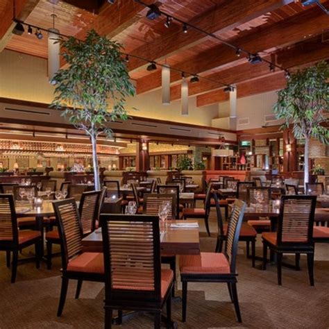 Seasons 52 seaport village  Anyway, Seasons 52 is participating in San Diego Restaurant Week with a $20 lunch and a $40 dinner